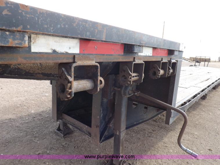 image for item I9016 1997 Doonan step deck trailer