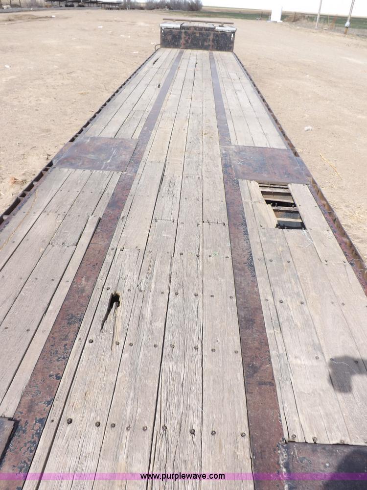 image for item I9016 1997 Doonan step deck trailer