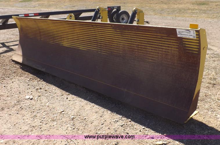 image for item I9019 Degelman 14-1 A/T dozer blade