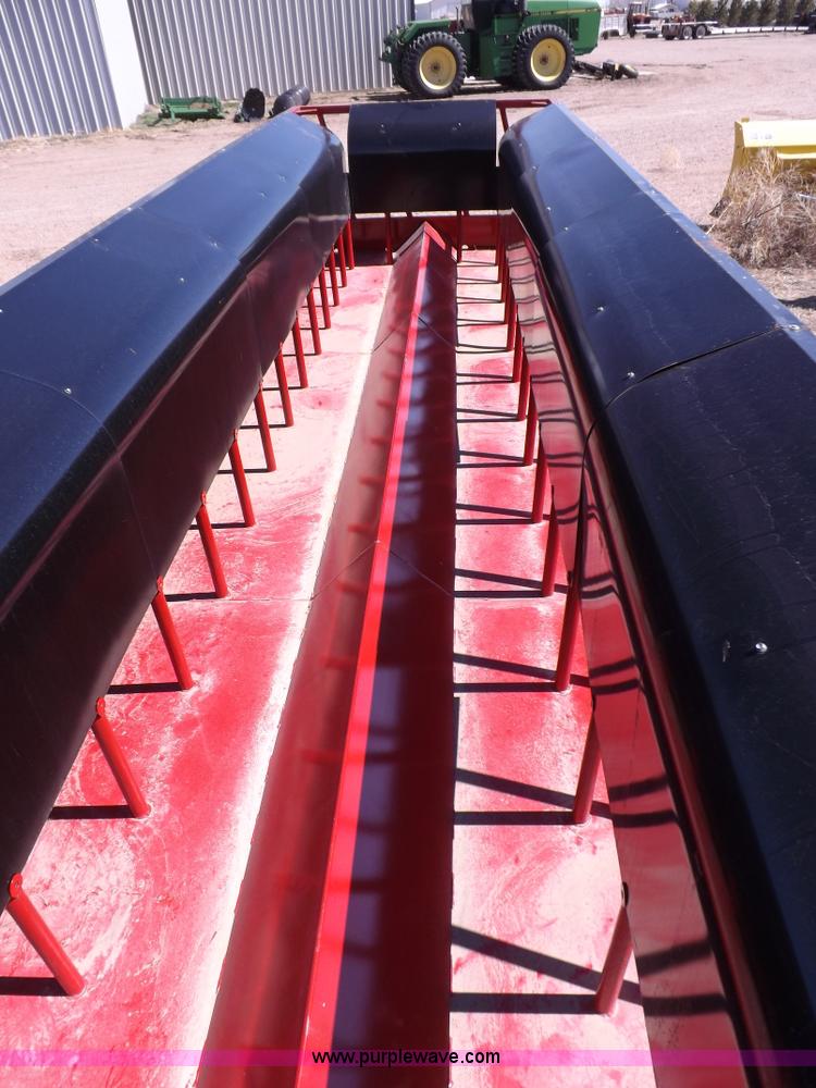 image for item I9021 Silage feeder wagon