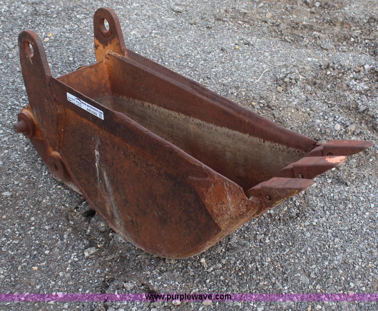 image for item AM9382 12" backhoe bucket