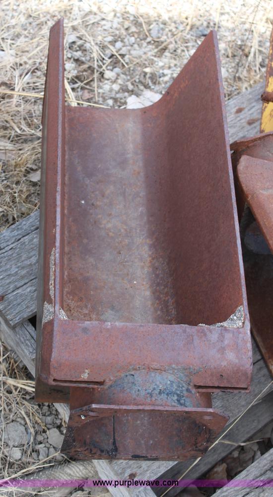 image for item AM9402 Asphalt curb machine