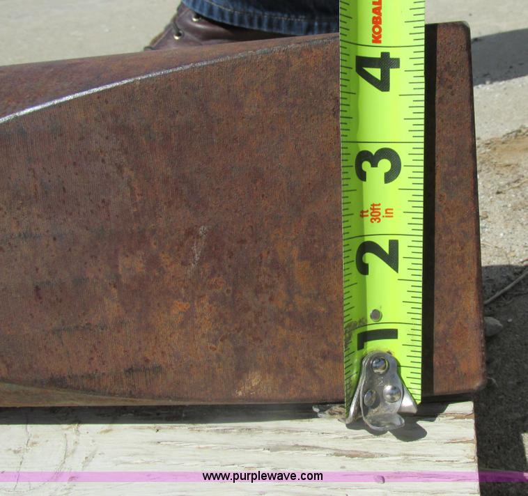 image for item AN9088 Chisel tip hydraulic breaker