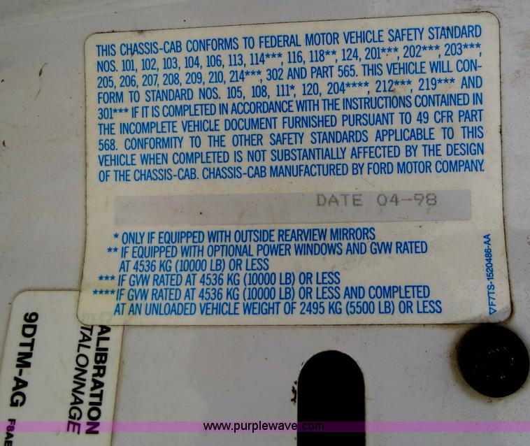 image for item B4892 1999 Ford F350 flatbed truck