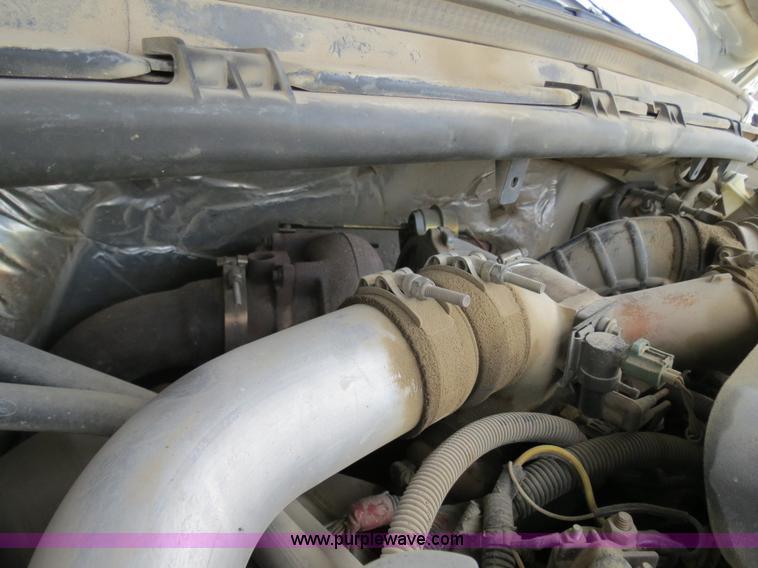 image for item B4892 1999 Ford F350 flatbed truck