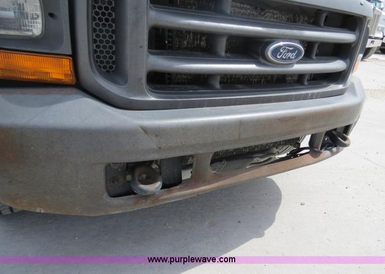 image for item B4892 1999 Ford F350 flatbed truck