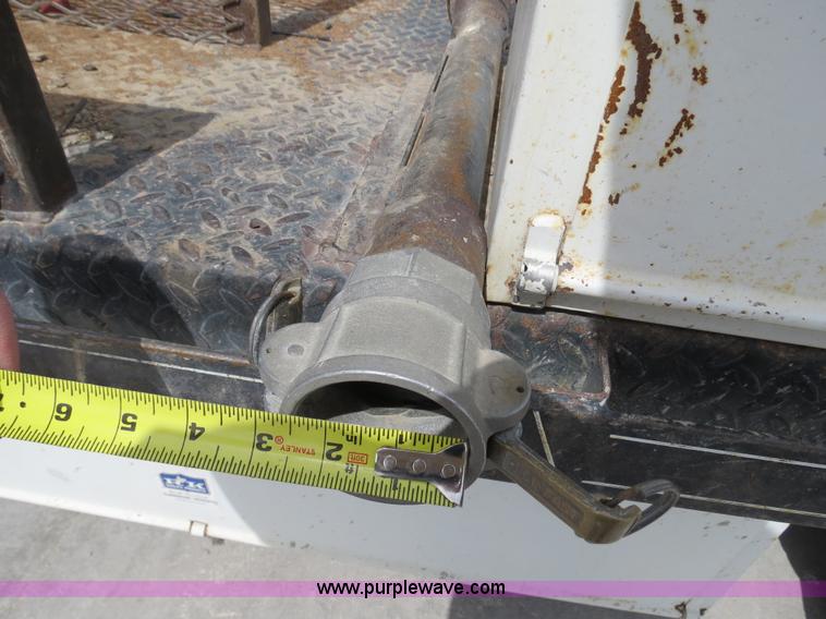 image for item B4892 1999 Ford F350 flatbed truck