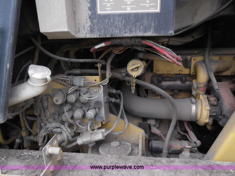 image for item C1917 1997 Caterpillar 953C track loader