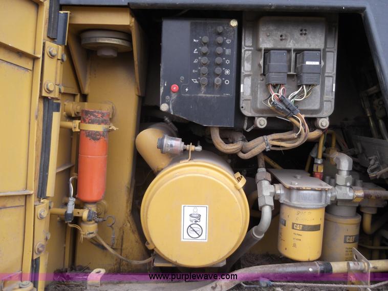 image for item C1917 1997 Caterpillar 953C track loader