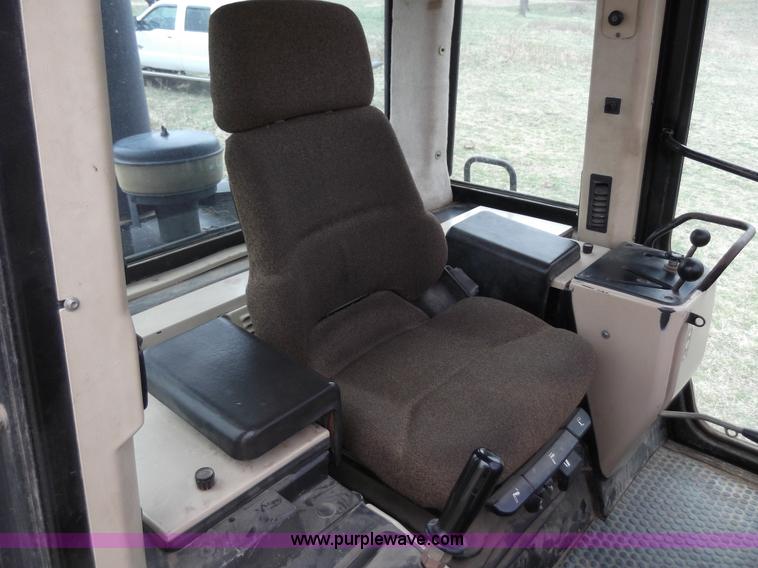 image for item C1917 1997 Caterpillar 953C track loader