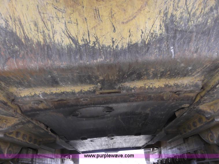 image for item C1917 1997 Caterpillar 953C track loader