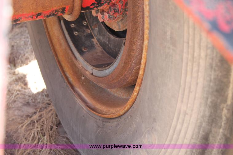 image for item C3788 1981 Trailmaster 100 barrel water tank trailer