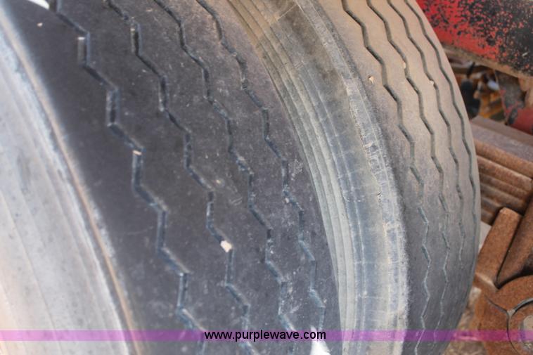 image for item C3788 1981 Trailmaster 100 barrel water tank trailer