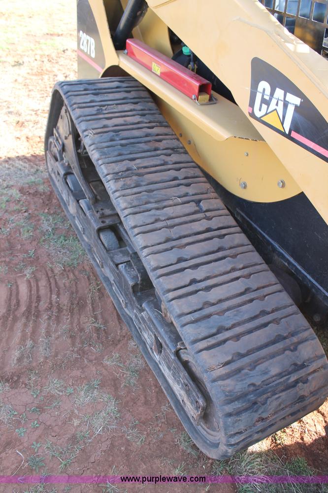 image for item C3793 2006 Caterpillar 287B skid steer
