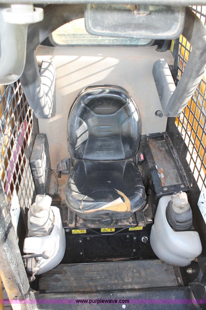 image for item C3793 2006 Caterpillar 287B skid steer