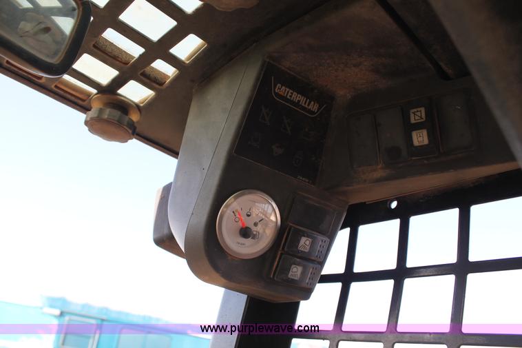 image for item C3793 2006 Caterpillar 287B skid steer
