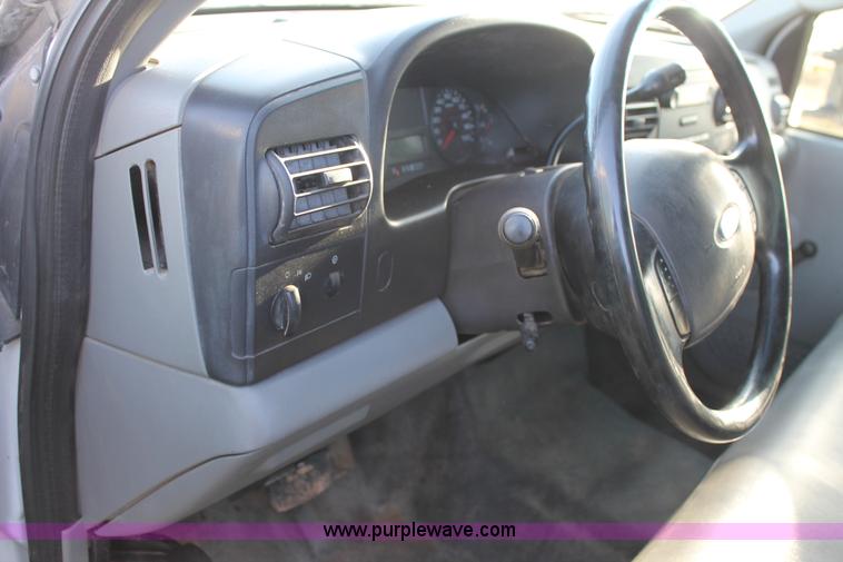 image for item C3795 2007 Ford F350 Super Duty dump bed truck