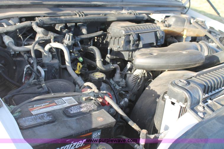 image for item C3795 2007 Ford F350 Super Duty dump bed truck