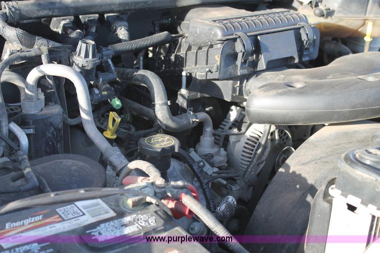 image for item C3795 2007 Ford F350 Super Duty dump bed truck