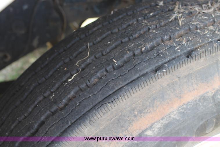 image for item C3796 1972 Peterbilt 359M semi truck