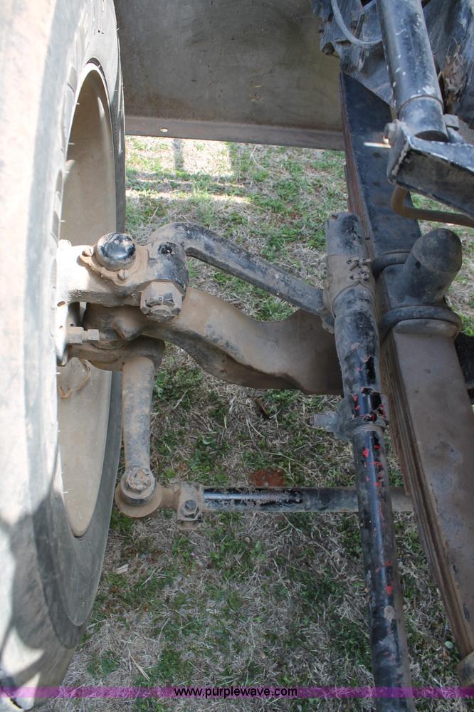 image for item C3796 1972 Peterbilt 359M semi truck