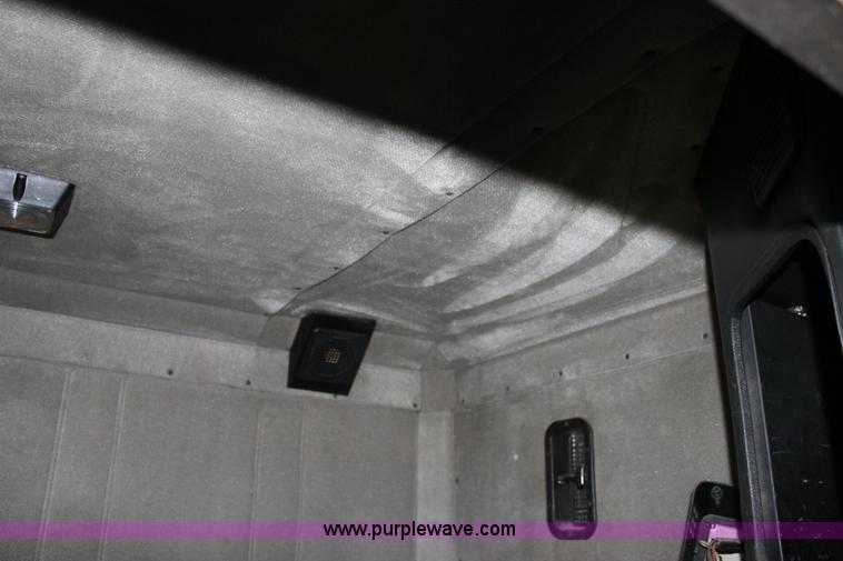 image for item C3796 1972 Peterbilt 359M semi truck