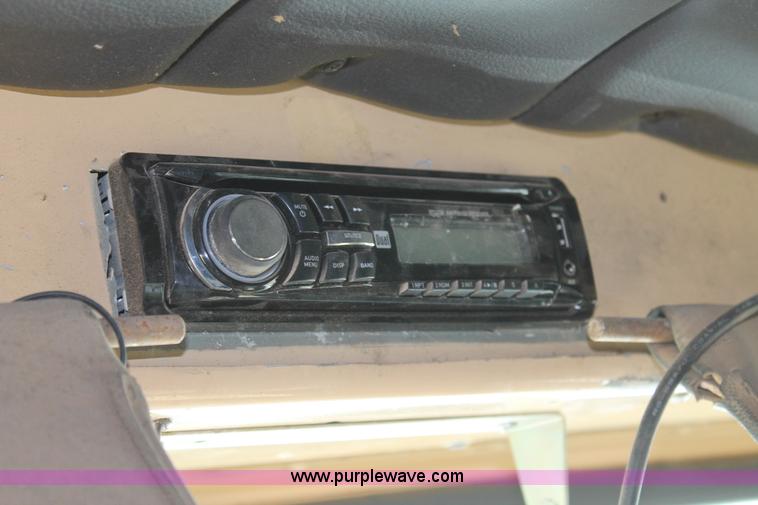 image for item C3796 1972 Peterbilt 359M semi truck