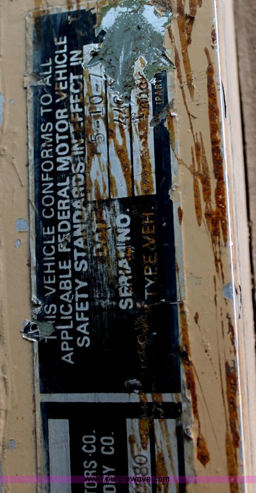 image for item C3796 1972 Peterbilt 359M semi truck