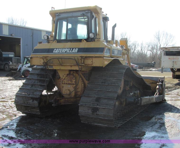 image for item E5307 1998 Caterpillar D6R LGP dozer