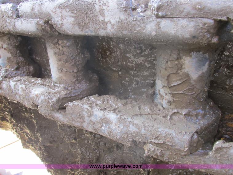 image for item E5307 1998 Caterpillar D6R LGP dozer