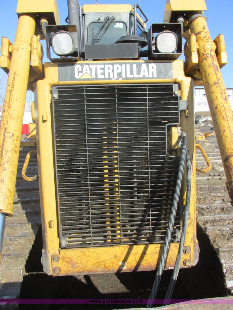 image for item E5307 1998 Caterpillar D6R LGP dozer