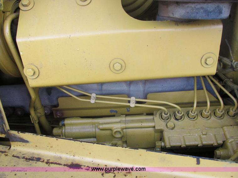 image for item E5307 1998 Caterpillar D6R LGP dozer