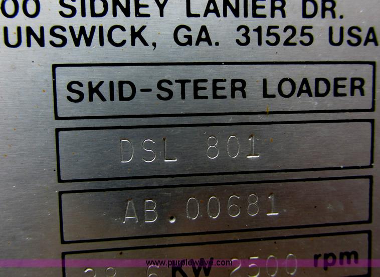 image for item E5309 1997 Daewoo DSL8D1 skid steer