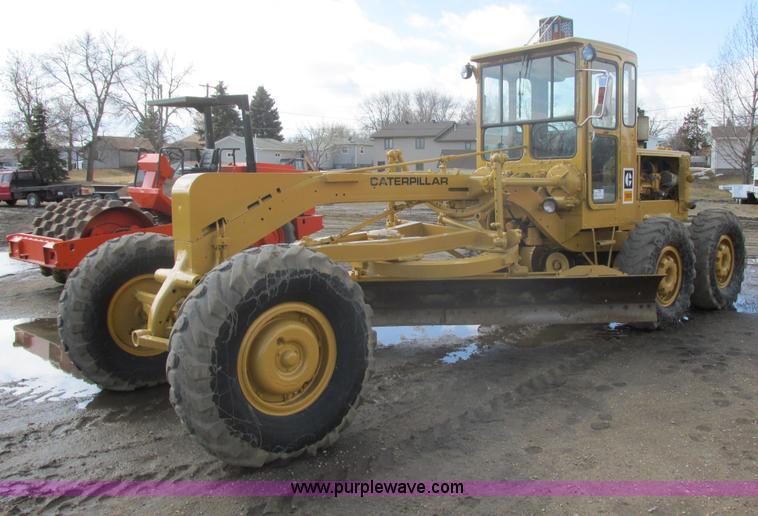 image for item E5310 1967 Caterpillar 120 motor grader