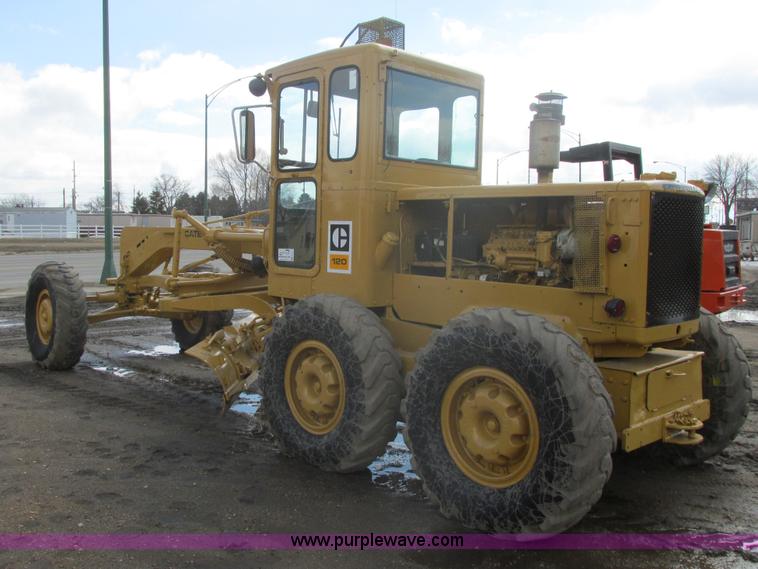 image for item E5310 1967 Caterpillar 120 motor grader