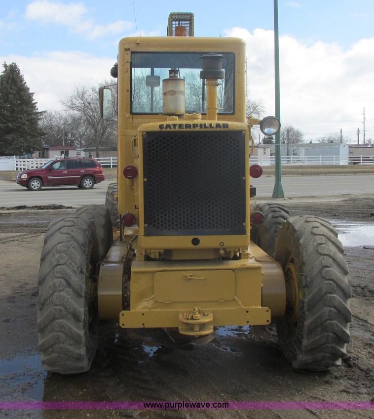 image for item E5310 1967 Caterpillar 120 motor grader