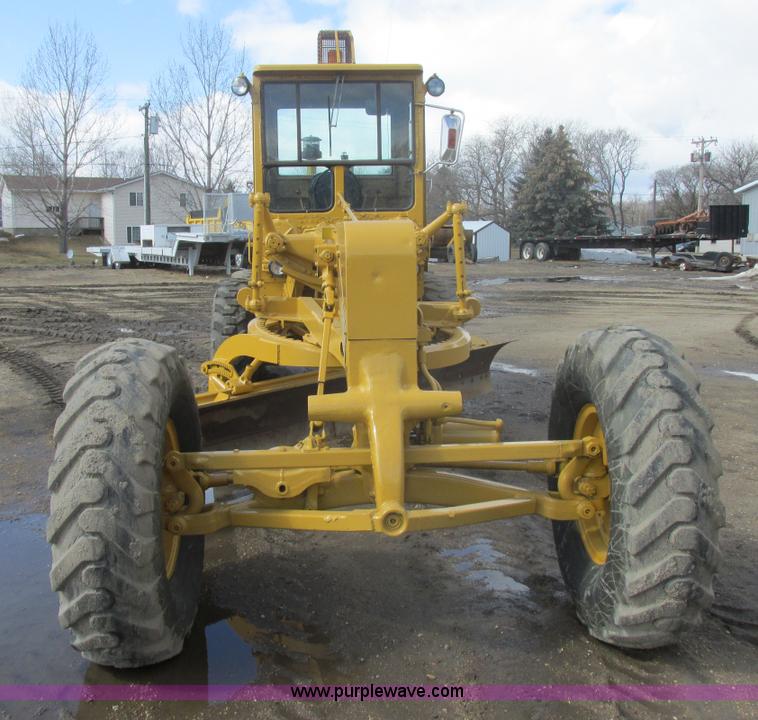 image for item E5310 1967 Caterpillar 120 motor grader