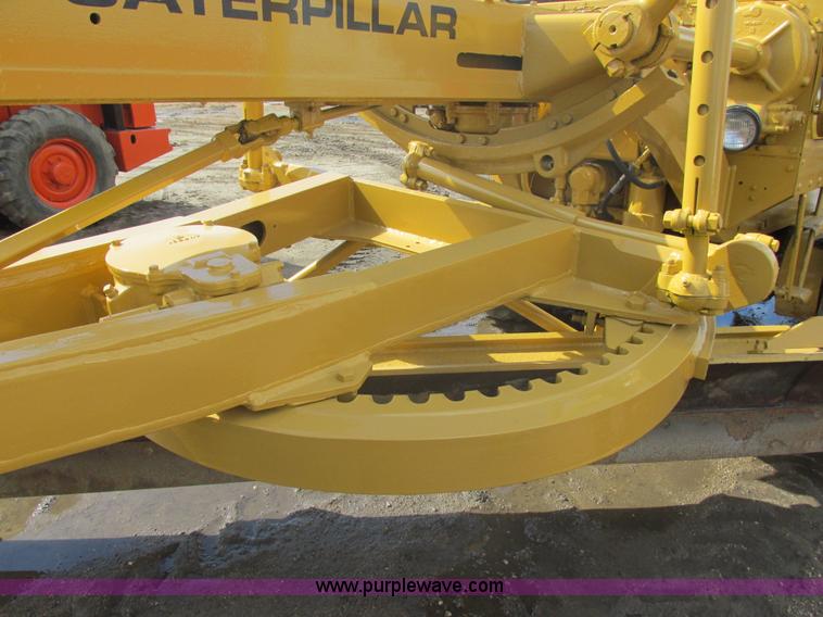 image for item E5310 1967 Caterpillar 120 motor grader