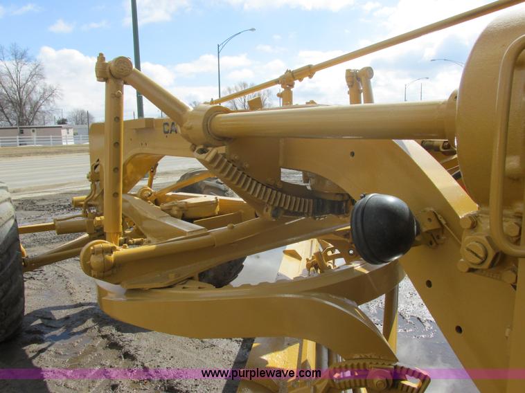 image for item E5310 1967 Caterpillar 120 motor grader