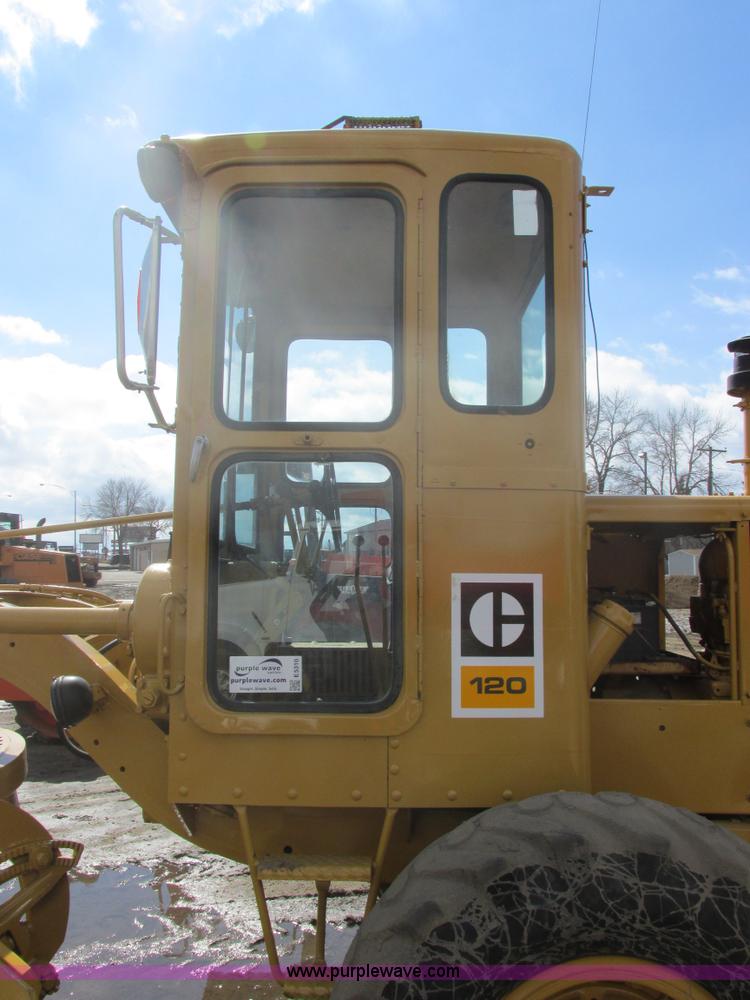 image for item E5310 1967 Caterpillar 120 motor grader