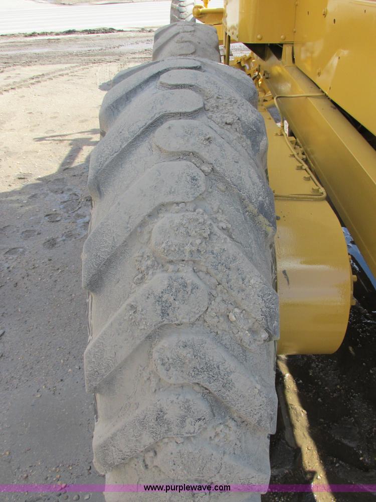 image for item E5310 1967 Caterpillar 120 motor grader