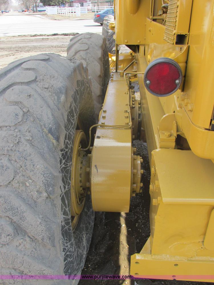 image for item E5310 1967 Caterpillar 120 motor grader