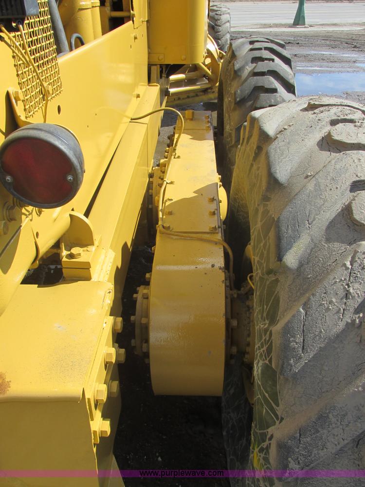 image for item E5310 1967 Caterpillar 120 motor grader