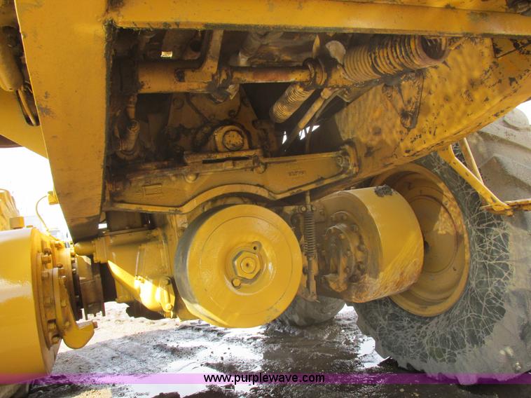 image for item E5310 1967 Caterpillar 120 motor grader