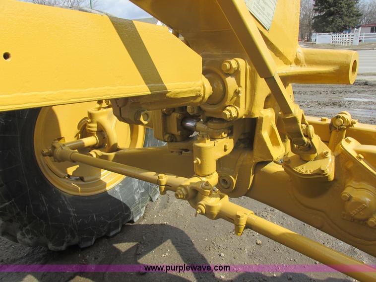 image for item E5310 1967 Caterpillar 120 motor grader
