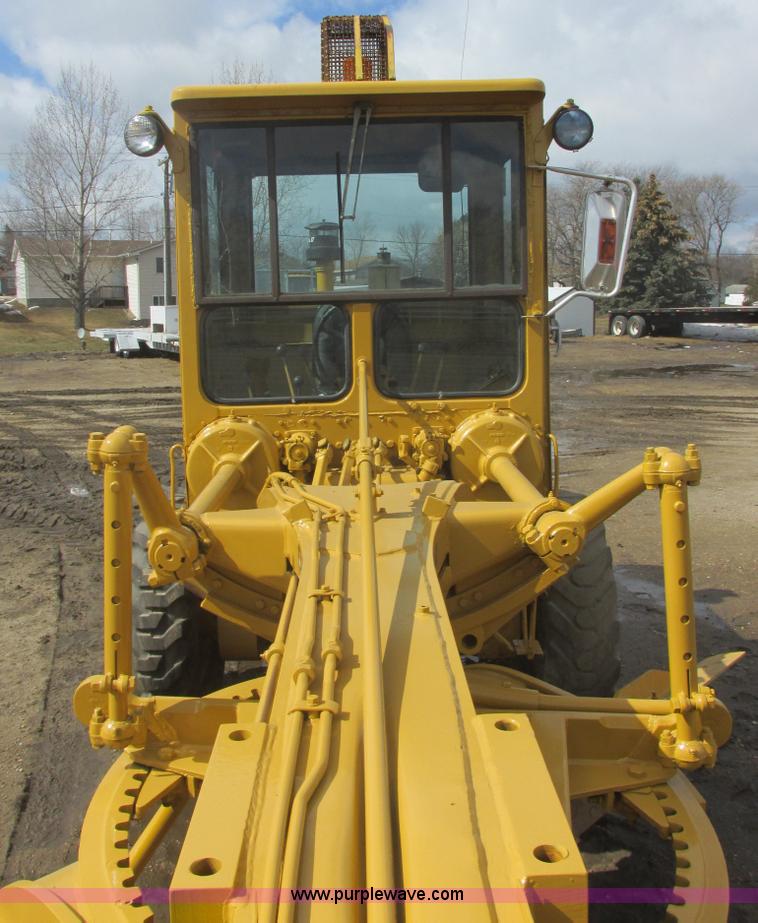 image for item E5310 1967 Caterpillar 120 motor grader