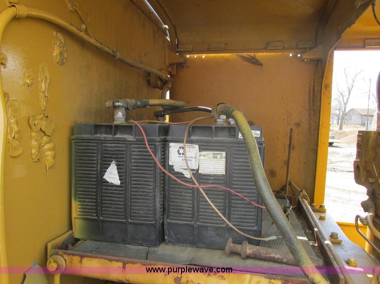 image for item E5310 1967 Caterpillar 120 motor grader