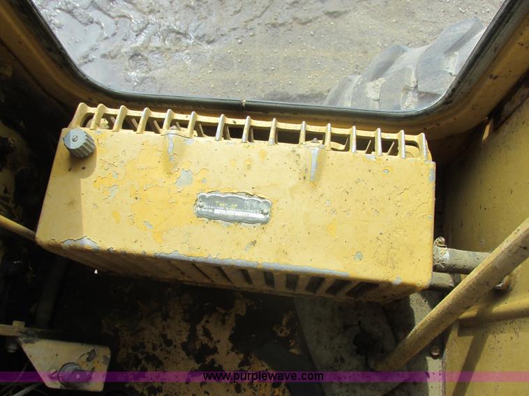 image for item E5310 1967 Caterpillar 120 motor grader