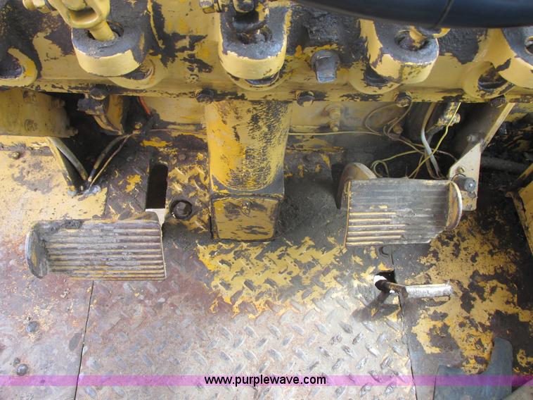 image for item E5310 1967 Caterpillar 120 motor grader