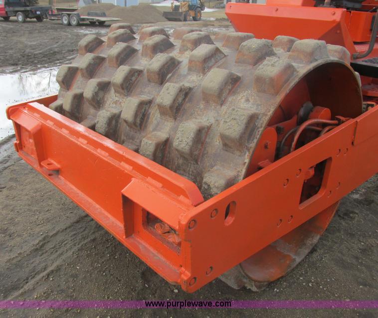 image for item E5311 Hamm 3012DS vibratory pad foot compactor